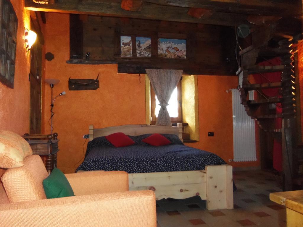 Affittacamere Saint Salod Charvensod Zimmer foto